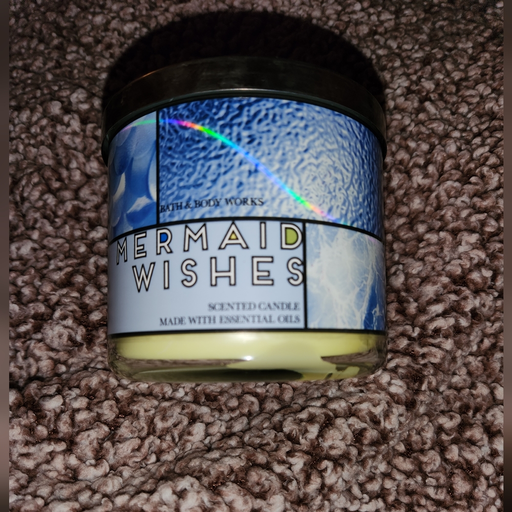 Bath & body works brand new 3 wick Mermaid wishes candle